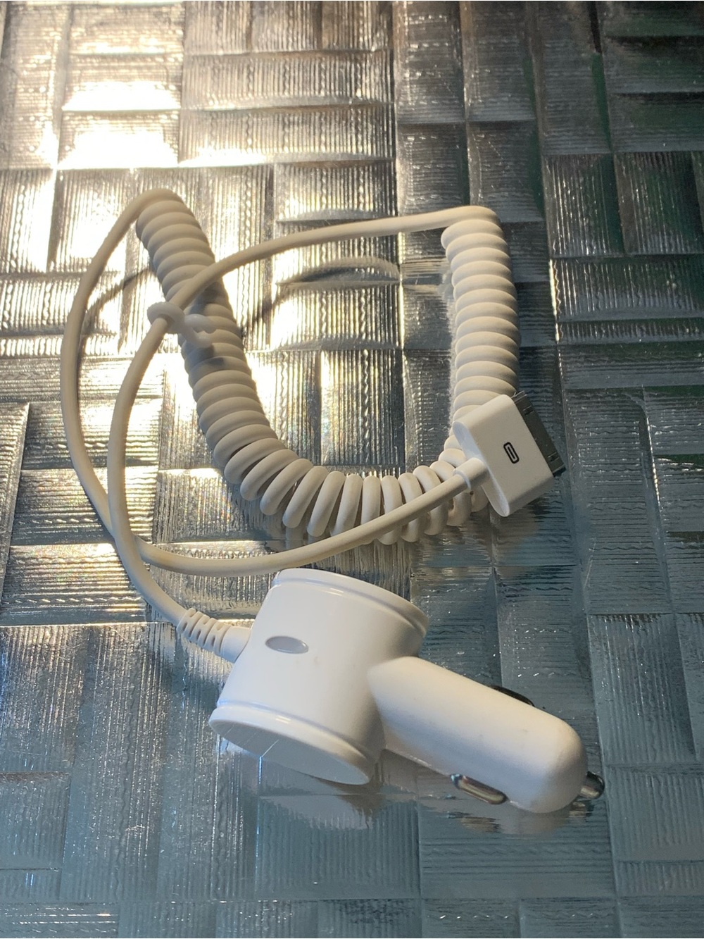 White Coiled Car Charger for Tablets & Mobile Devices